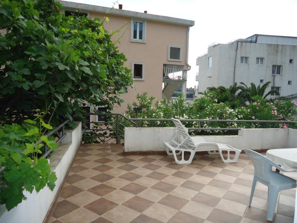 Apartments Ant Budva Oda fotoğraf